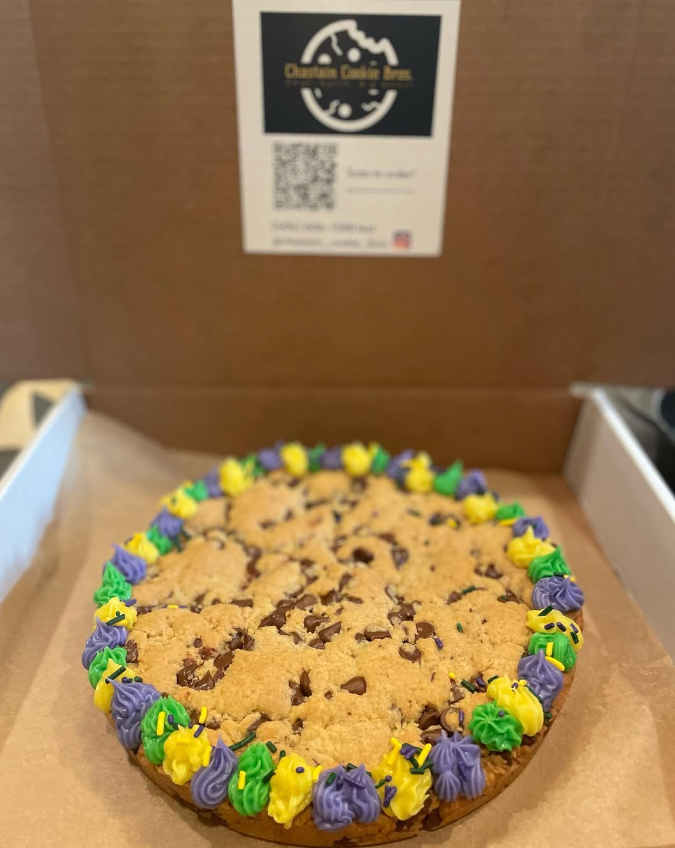 Customizable Classic Cookie Cake - Click to Customize!